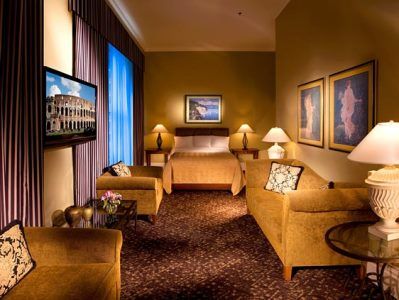 The Louie, A Davenport Hotel, Autograph Collection Hotel 3*