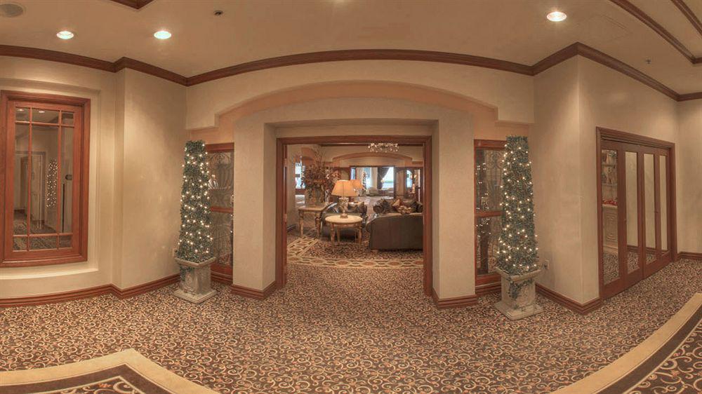 The Louie, A Davenport Hotel, Autograph Collection Hotel 3*